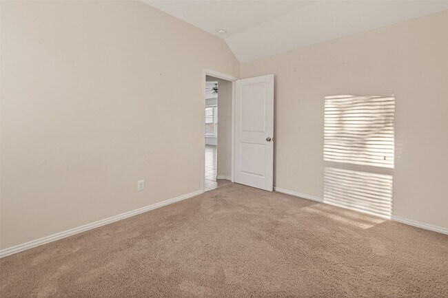 Building Photo - 12102 City Trek Ln