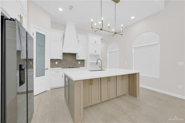 Building Photo - 29 Pecan Ave