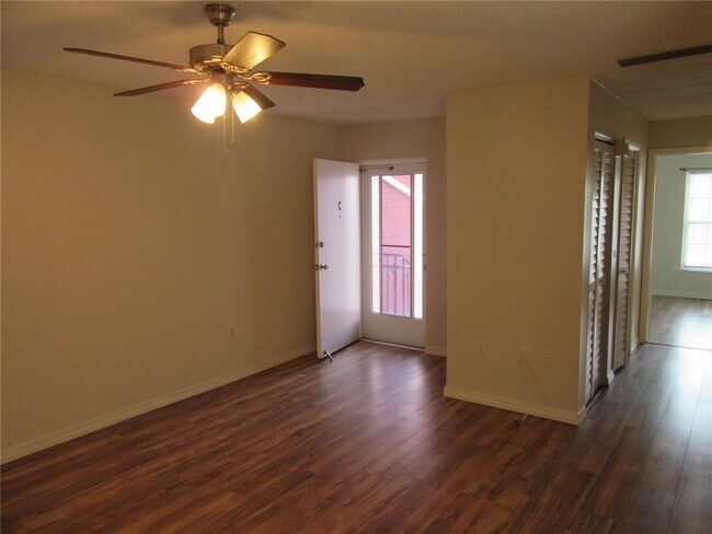 Building Photo - 1024 82nd Terrace N