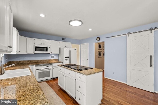 Building Photo - 12127 Eddyspark Dr