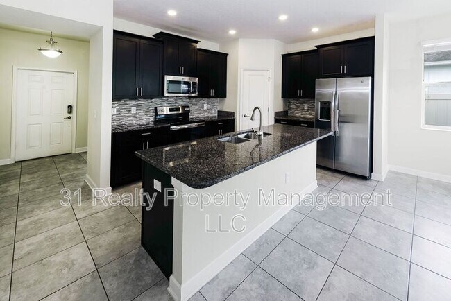 Building Photo - 11036 Sycamore Woods Dr