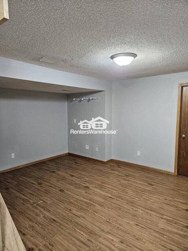 Building Photo - Ankeny 2 Story Available Soon!