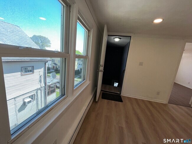 Building Photo - 89-91-91 Newbury St