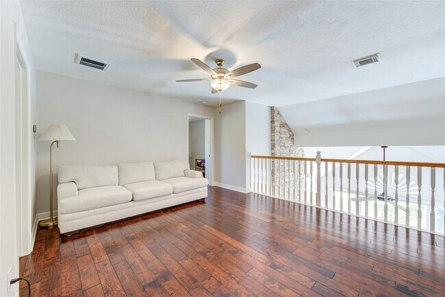 Building Photo - 12503 Whispering Sands Ct