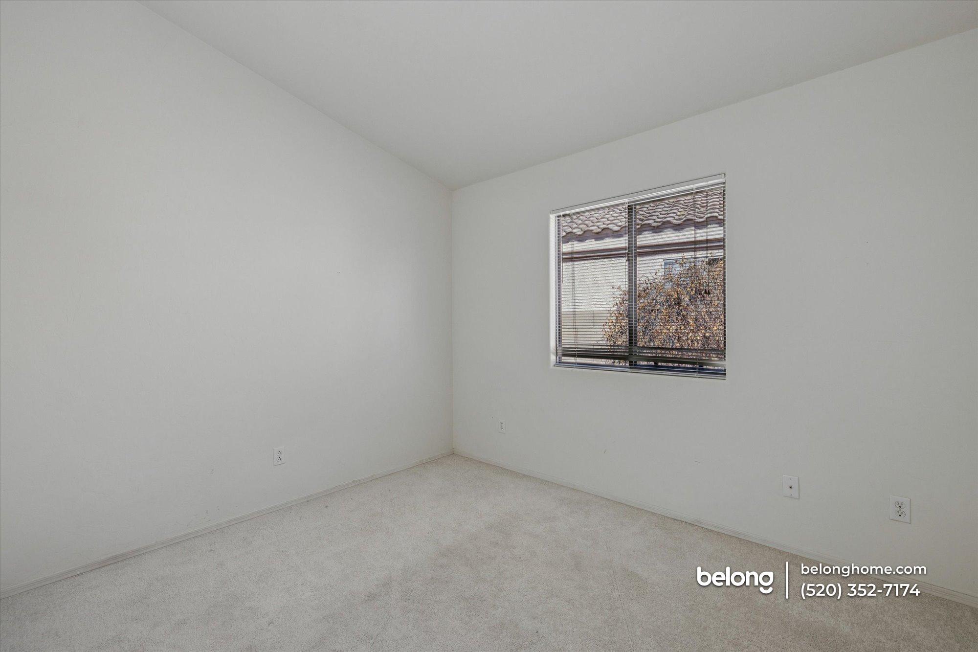 Building Photo - 2311 N Creek Vista Dr