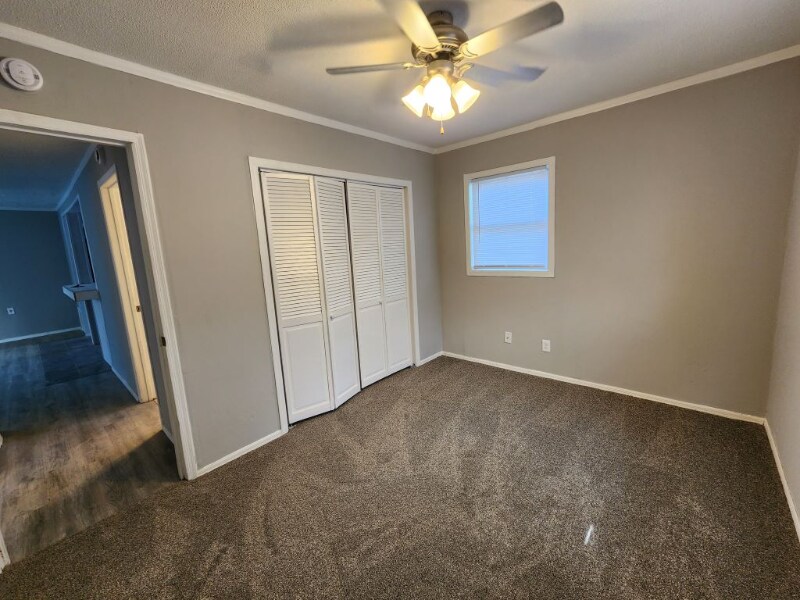 Building Photo - 16905 10th Ave