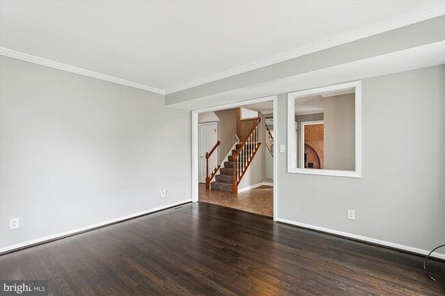 Building Photo - 404 Fairlea Dr