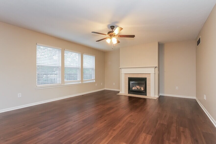 Building Photo - 8909 Newchurch Blvd