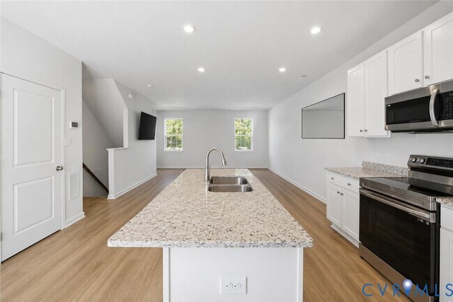 Building Photo - 4019 Grand Reserve Ln