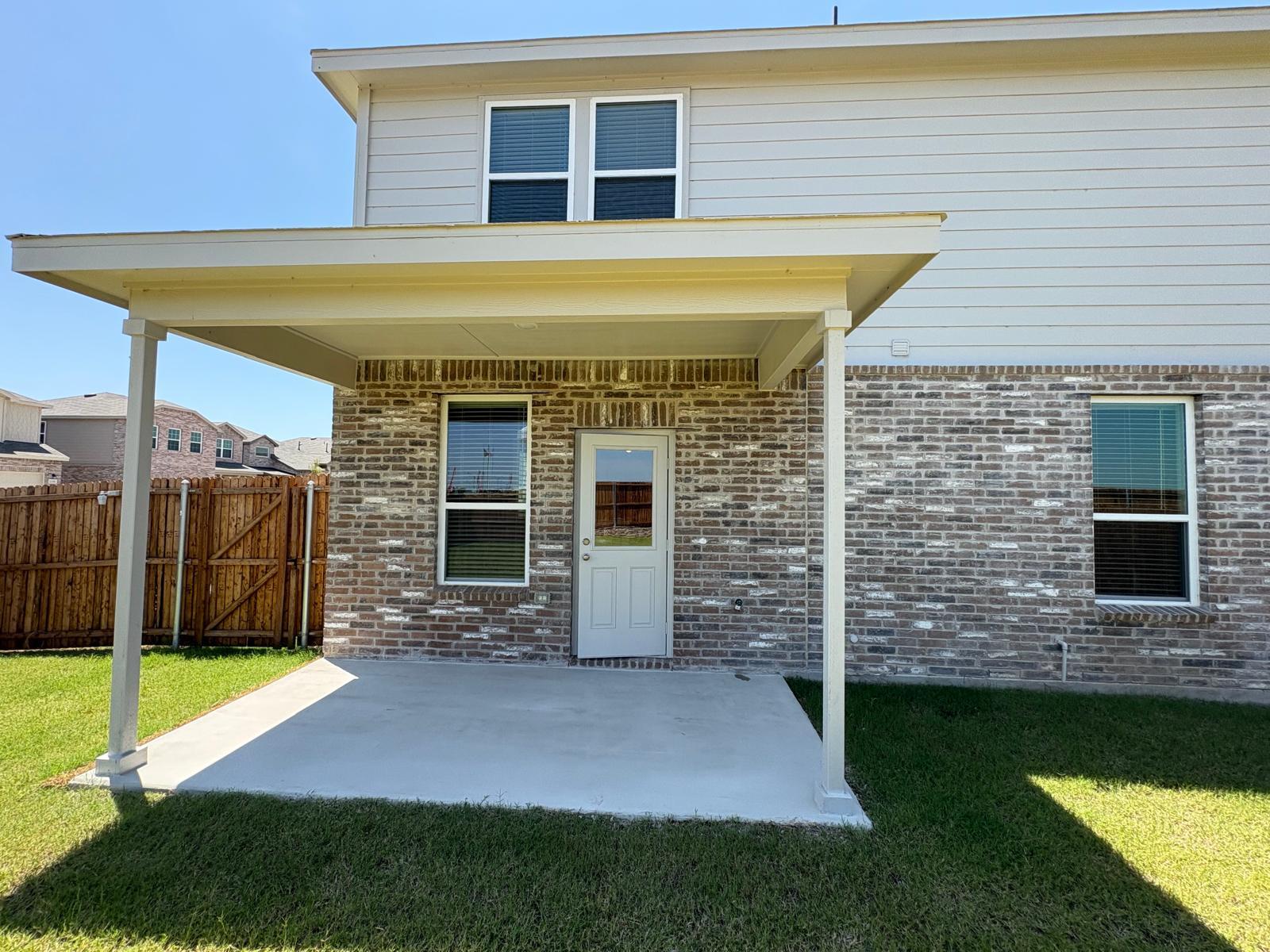 Building Photo - 1437 Westport Ln