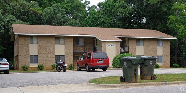 Building Photo - Chateua Apartments