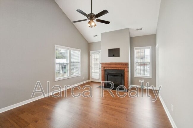 Building Photo - 4218 Amherst Villa Ct