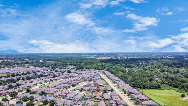 Building Photo - 6011 Coleus St