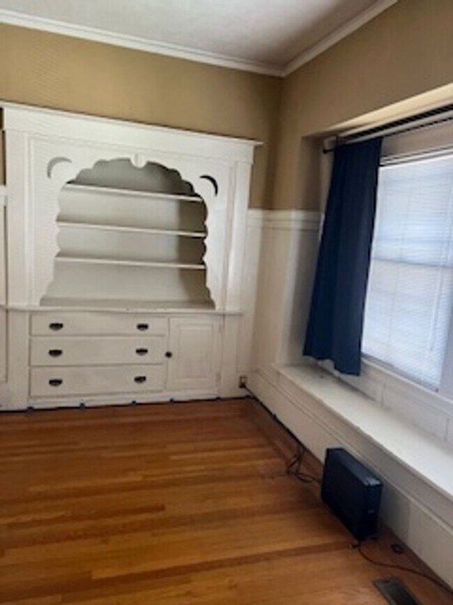 Building Photo - Curtis Park Craftsman Home