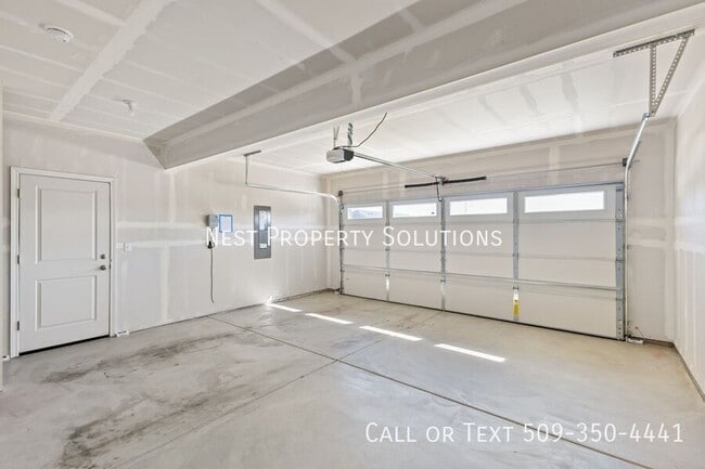 Building Photo - 4280 W Wood Ct