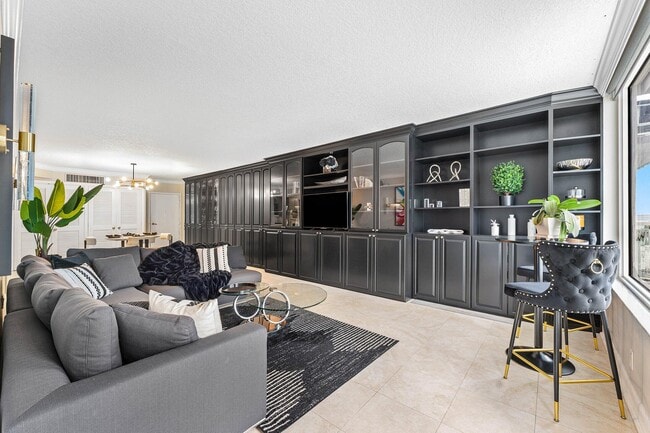 Building Photo - 3450 S Ocean Blvd