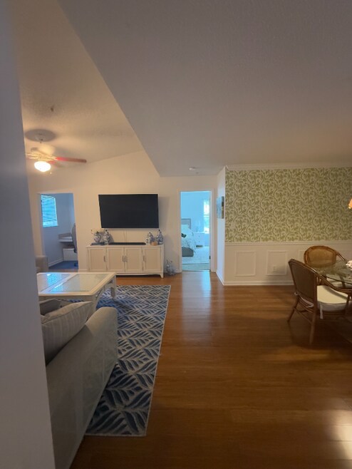Building Photo - 9307 Walden Park Dr