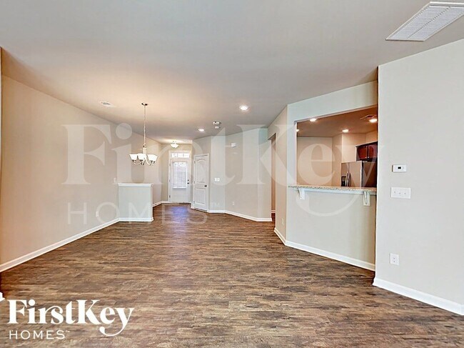 Building Photo - 3204 Baylor Cir