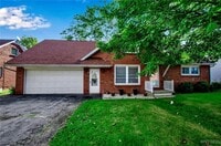 Building Photo - 128 Circle Ln