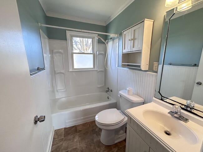 Building Photo - "Charming 2-Bed Home in Sharon, TN – Cozy 800 Sq Ft Living!"