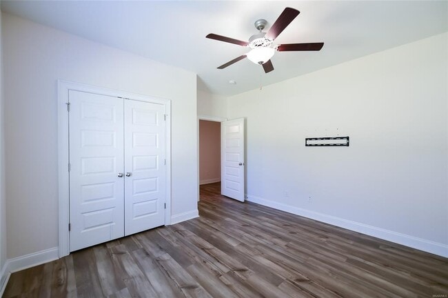 Building Photo - 1270 Charleston Dr