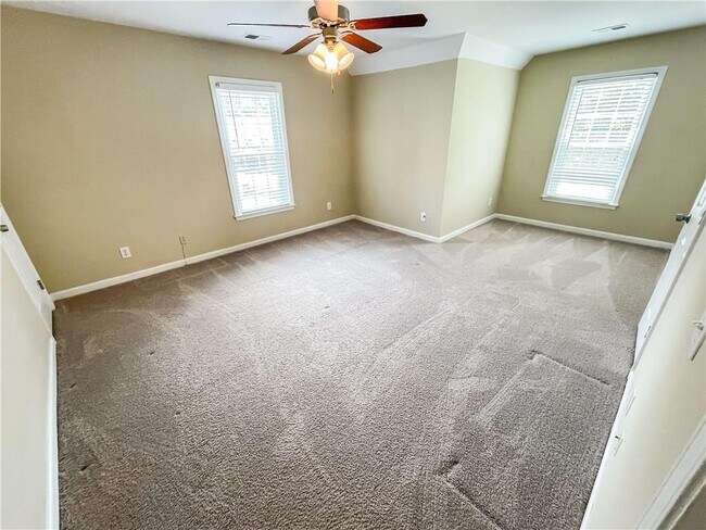 Building Photo - 1598 Brentwood Dr