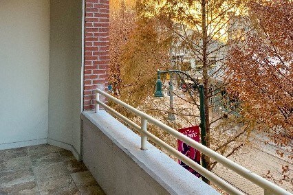 Balcony - 95 S Main St
