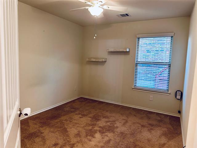 Building Photo - 806 Amber St