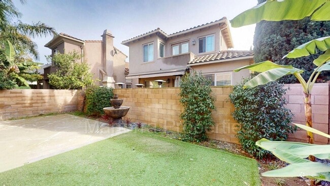 Building Photo - Beautiful Home in Eastside Coast Mesa