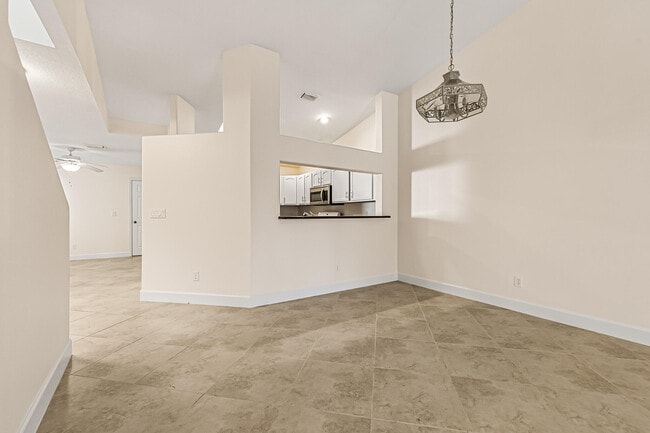 Building Photo - 277 Coastal Hill Dr