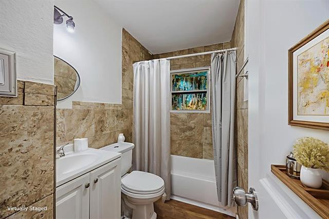 Building Photo - 4712 Laverda Dr