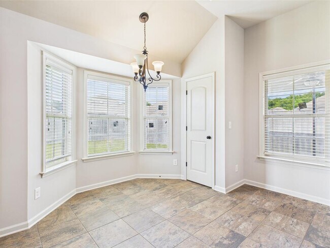 Building Photo - 10469 Treviso Pl