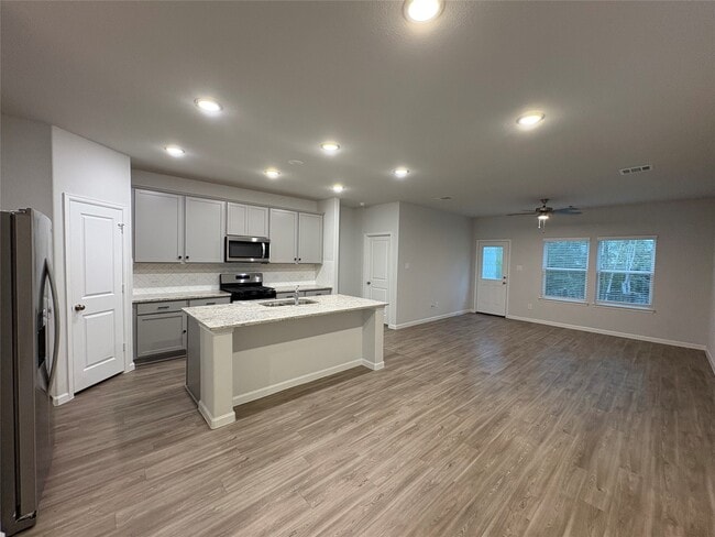 Building Photo - 56 Valiant Ridge Trail