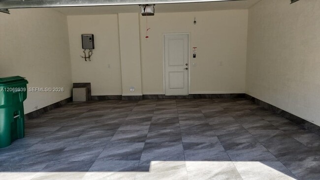 Building Photo - 4460 NW 83rd Ave