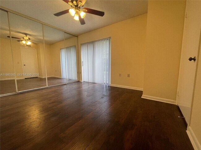 Building Photo - 237 Charter Way