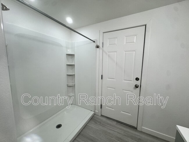 Building Photo - 5672 Pearl St