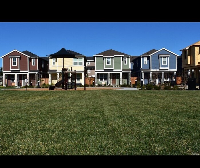 Building Photo - 32 Lipton Way
