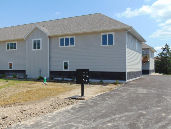 Building Photo - 1143 88th Ave