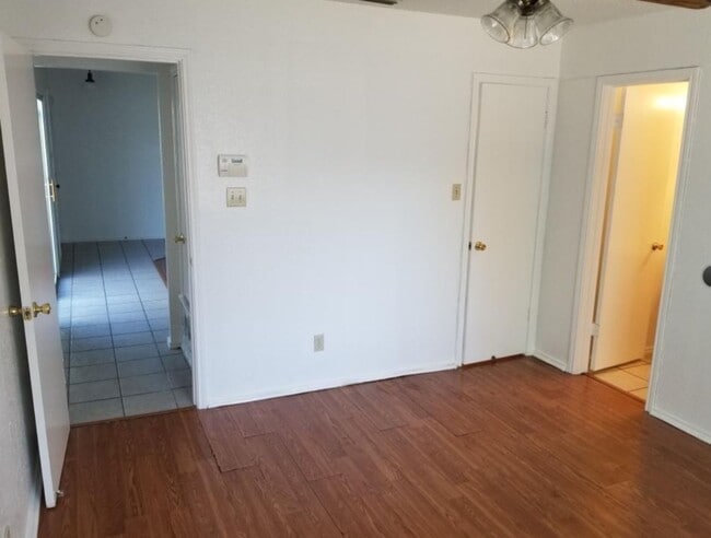 Building Photo - Open Concept, Wood burning fireplace with ...