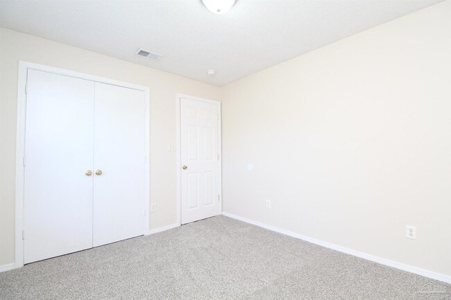 Building Photo - 1880 W Godfrey St