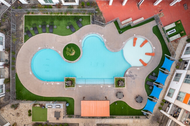 Pool - The Watson