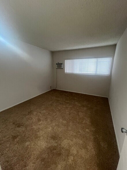 Building Photo - 5410 Quakertown Ave