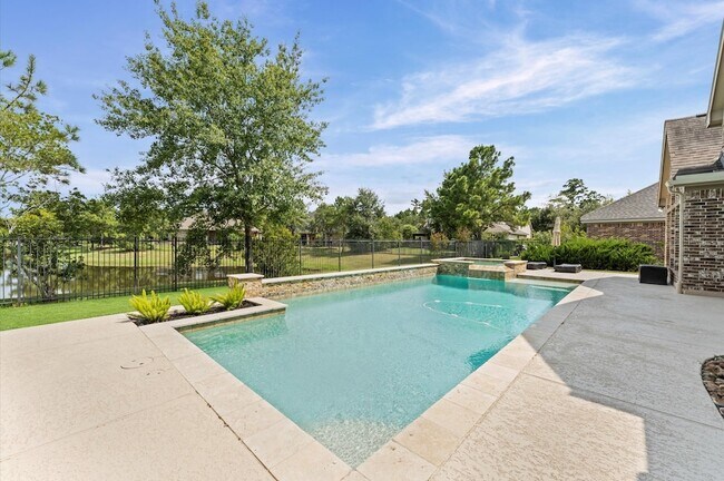 Building Photo - 10 Cayuga Pond Ct