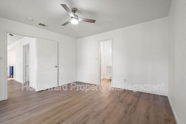 Building Photo - 1401 Landmark Ct