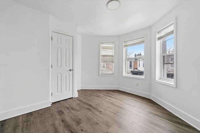 Building Photo - 2BR/2BA | Move-In Ready | Fast Approval