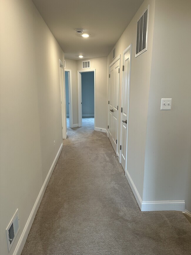 Building Photo - 35422 Wright Way