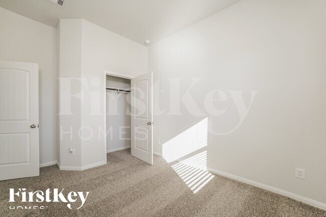 Building Photo - 11021 Patriot Ct