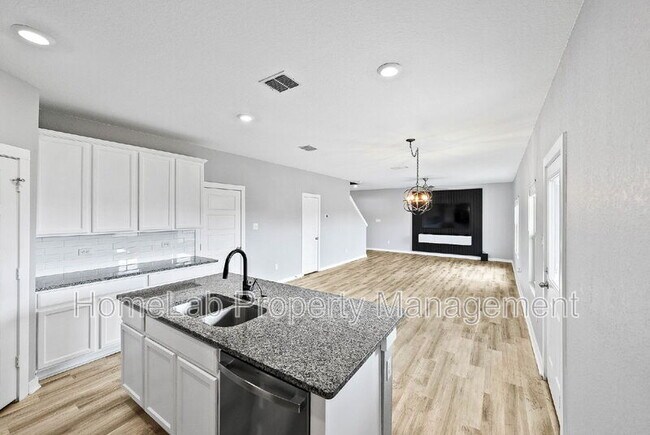 Building Photo - 5410 Coral Valley