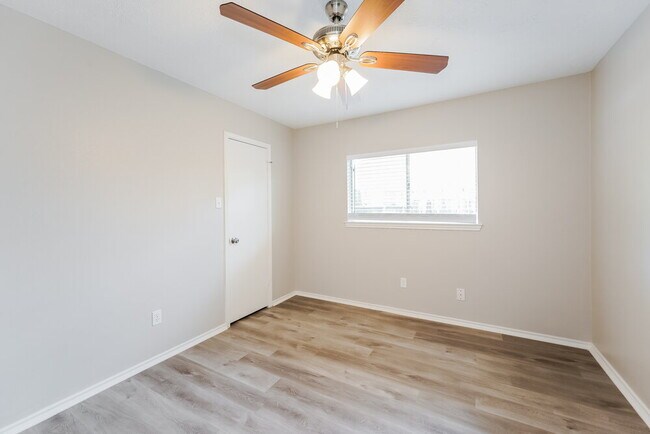 Building Photo - 22111 Eagle Meadow Dr