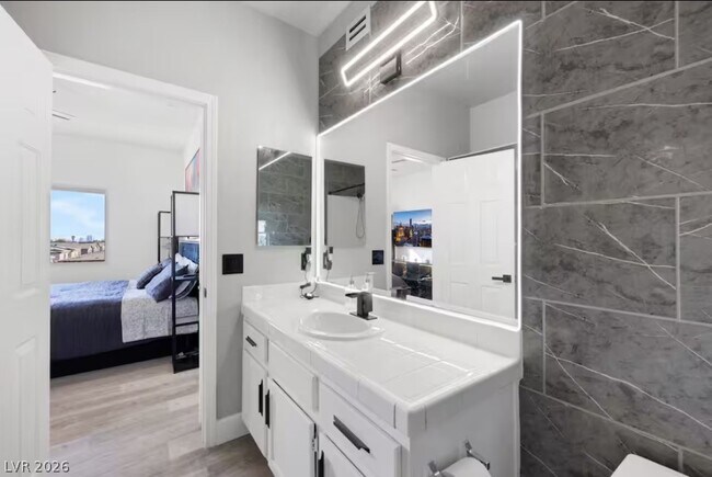 Building Photo - 8501 W University Ave